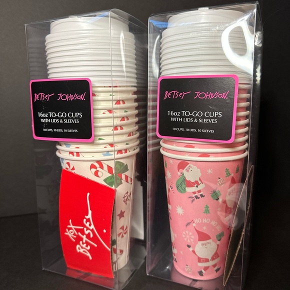Betsey Johnson travel cups with lids and sleeves ♥️🎅🏻✨ - Picture 4 of 5